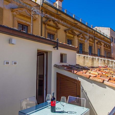 Terrazza Di Svevia Apartment Чефалу Екстериор снимка